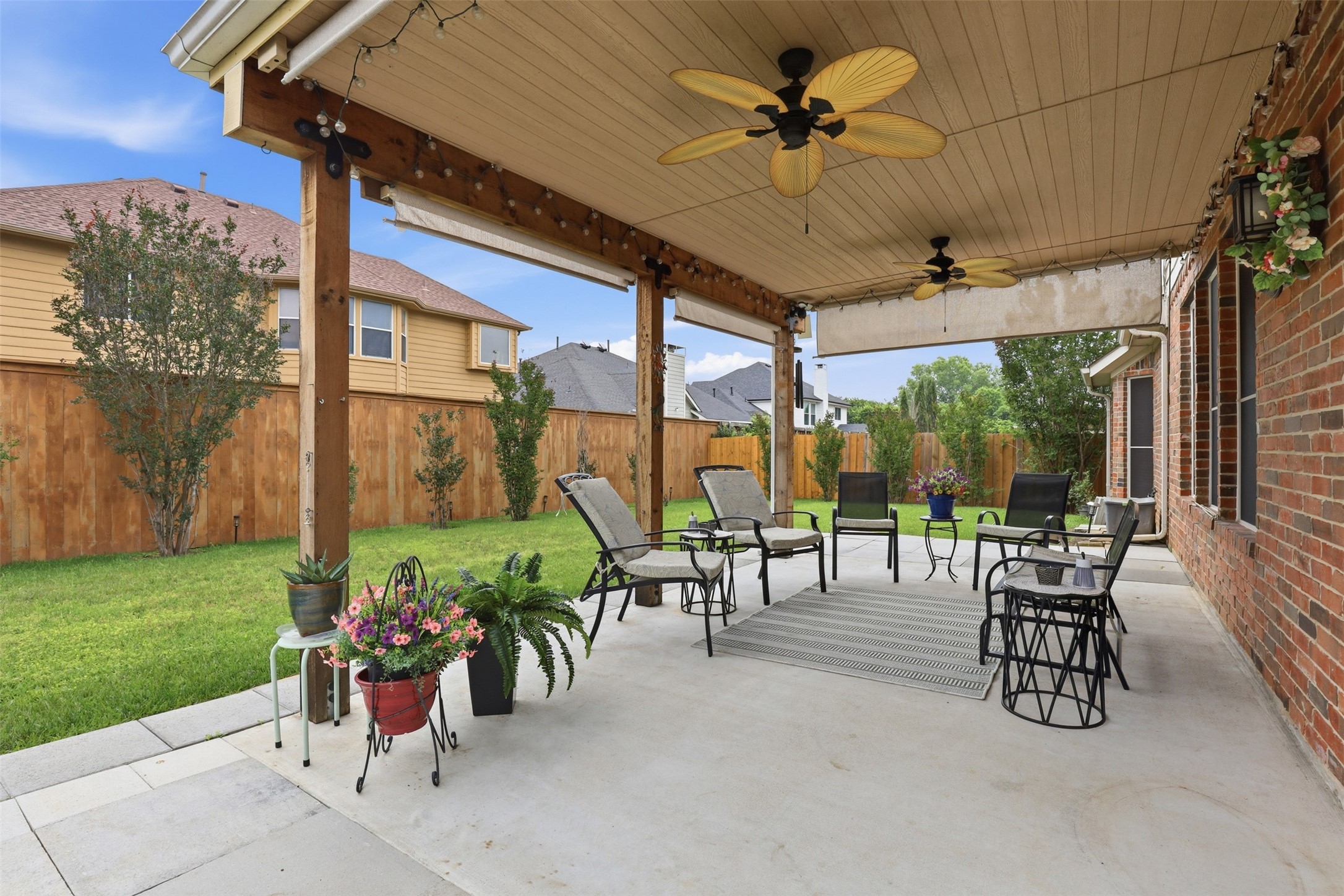 2810 Hammond Drive Grand Prairie TX 75052