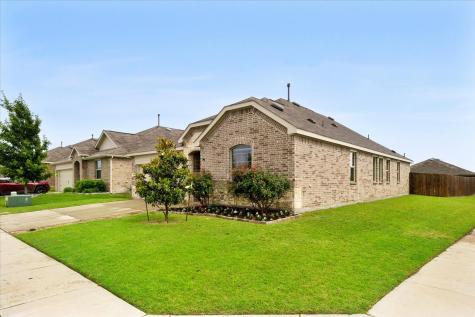 2100 Whispering Sage Boulevard Royse City TX 75189