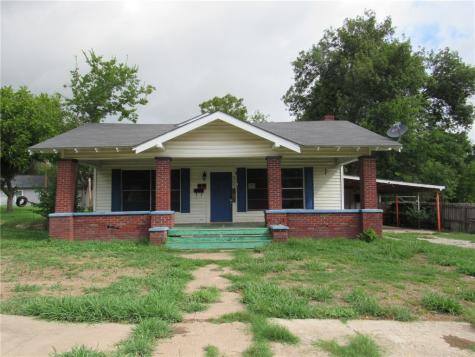 305 E Hunt Street Mexia TX 76667