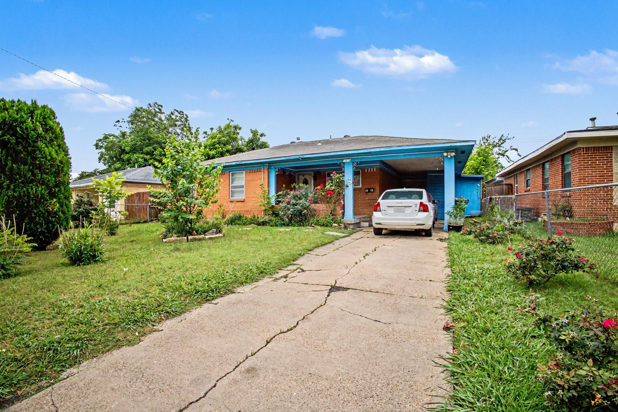 1919 Yucca Drive Dallas TX 75217
