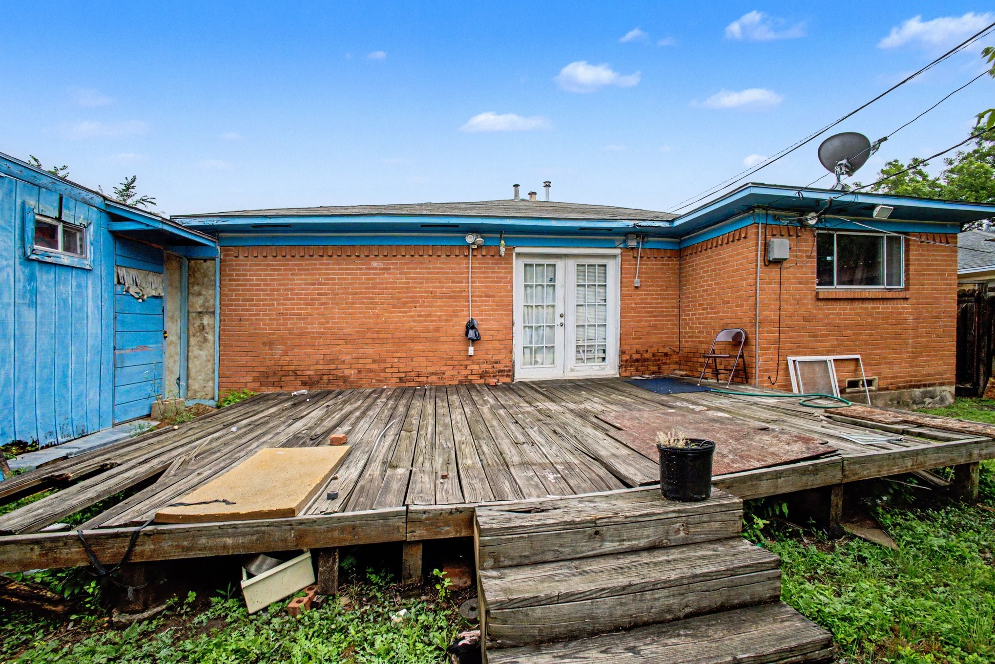 1919 Yucca Drive Dallas TX 75217