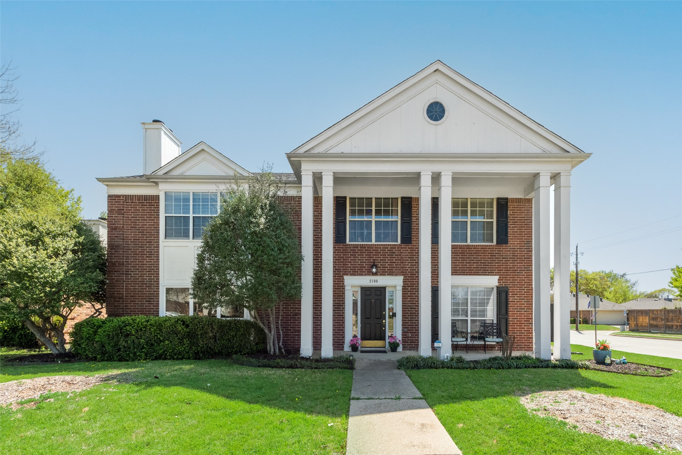2100 Lansdown Drive Carrollton TX 75010