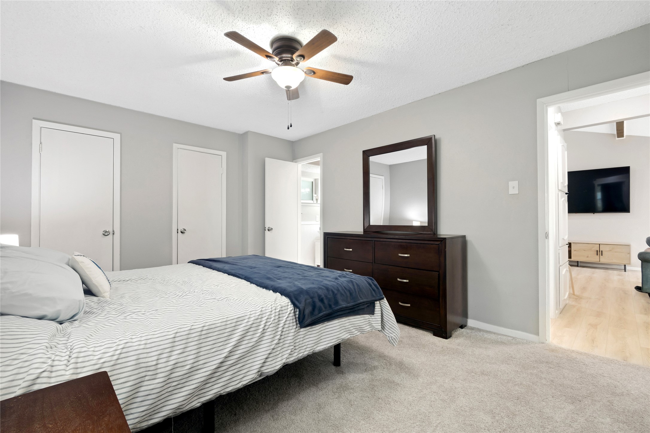 1912 Devonshire Court Arlington TX 76015