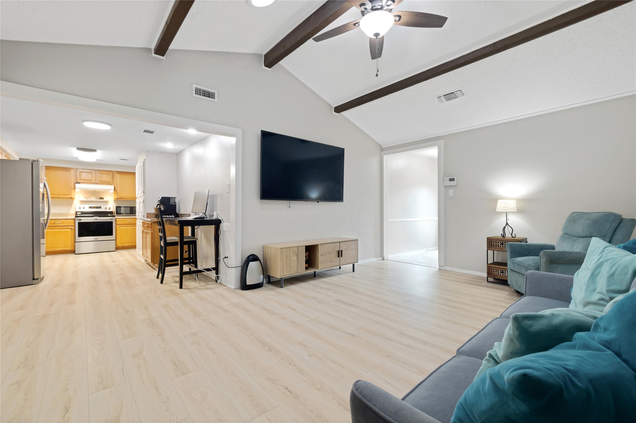 1912 Devonshire Court Arlington TX 76015