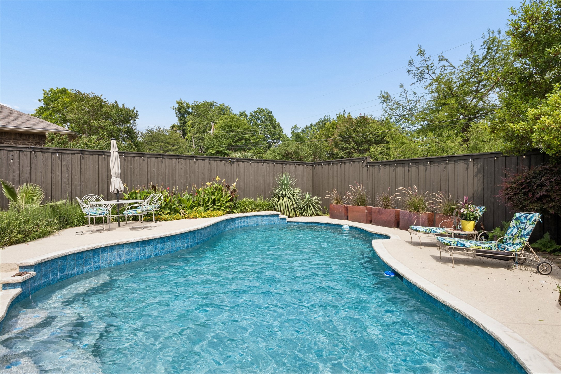 7104 Claybrook Drive Dallas TX 75231