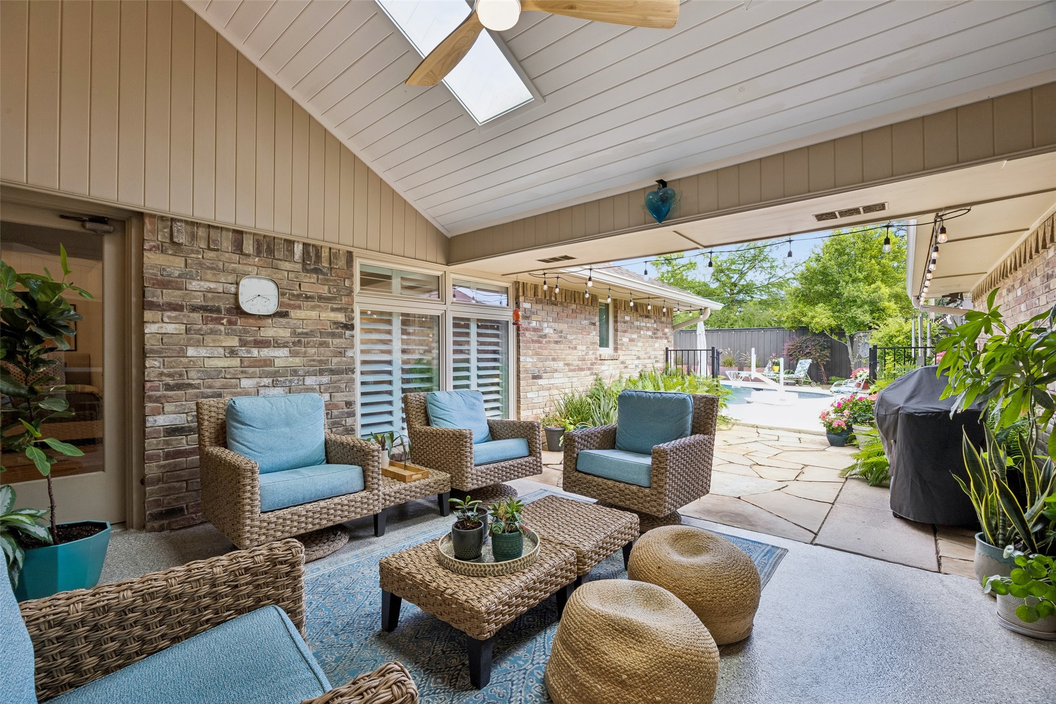 7104 Claybrook Drive Dallas TX 75231