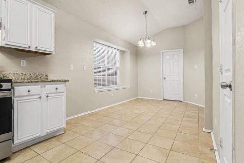 920 Felicia Lane Arlington TX 76017