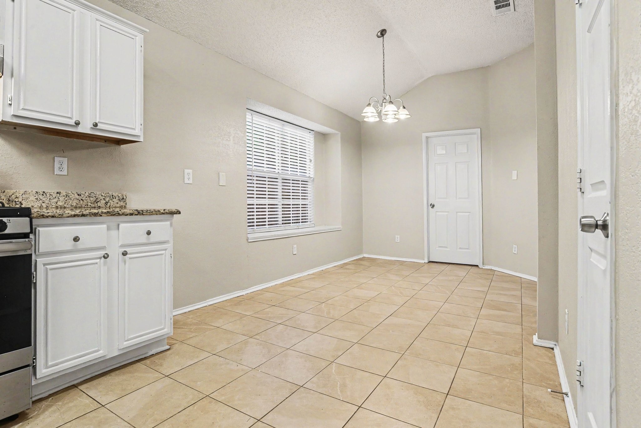 920 Felicia Lane Arlington TX 76017