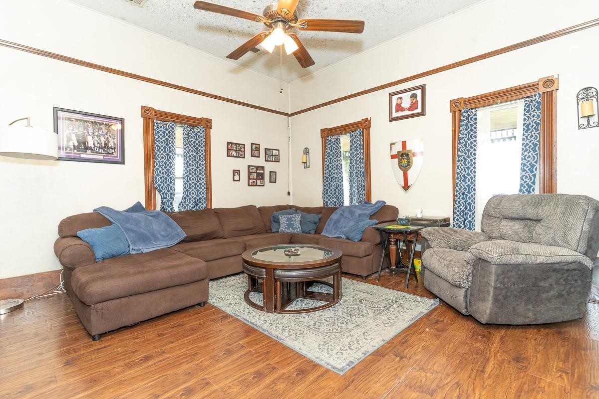 1025 Hcr 2421 Road Hillsboro TX 76645