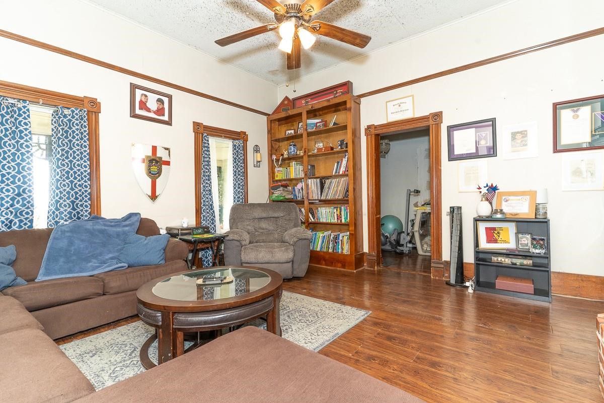 1025 Hcr 2421 Road Hillsboro TX 76645