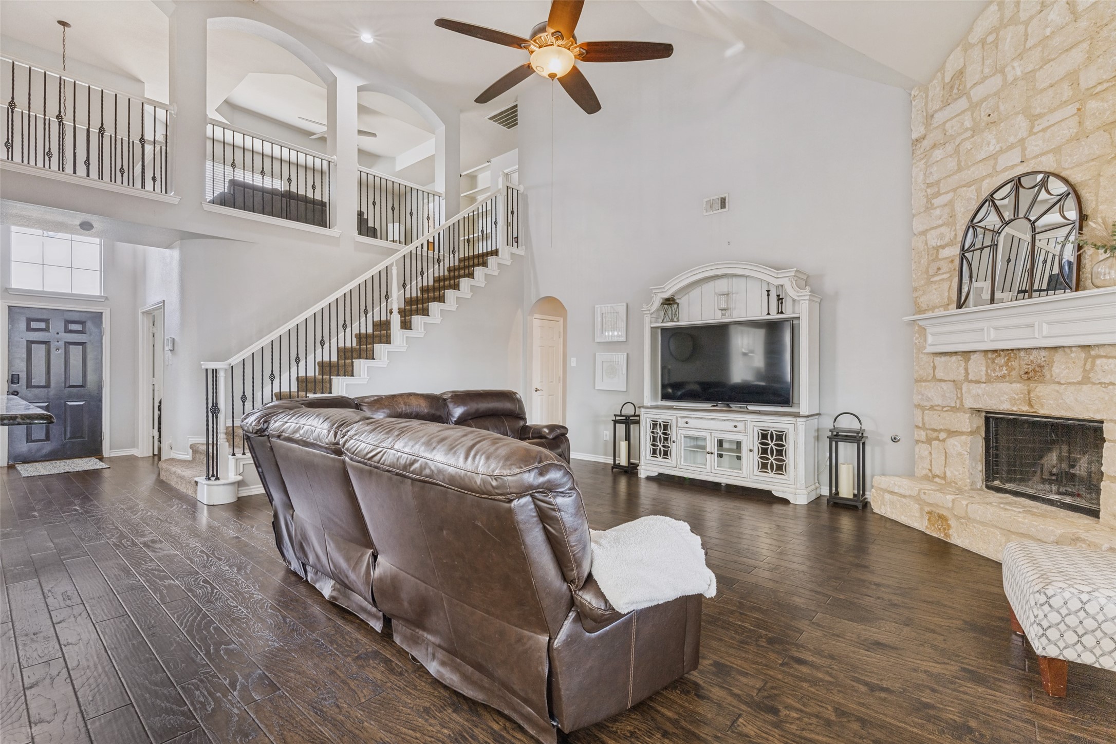3713 Applesprings Drive Fort Worth TX 76244