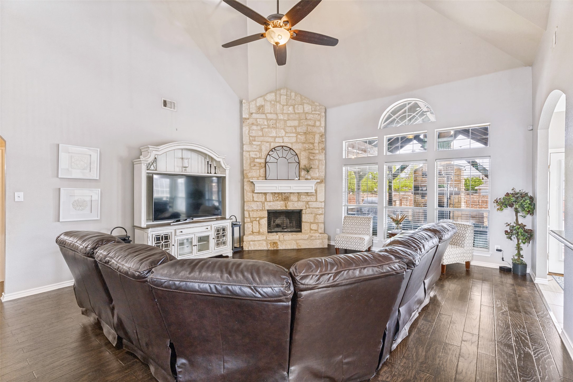 3713 Applesprings Drive Fort Worth TX 76244