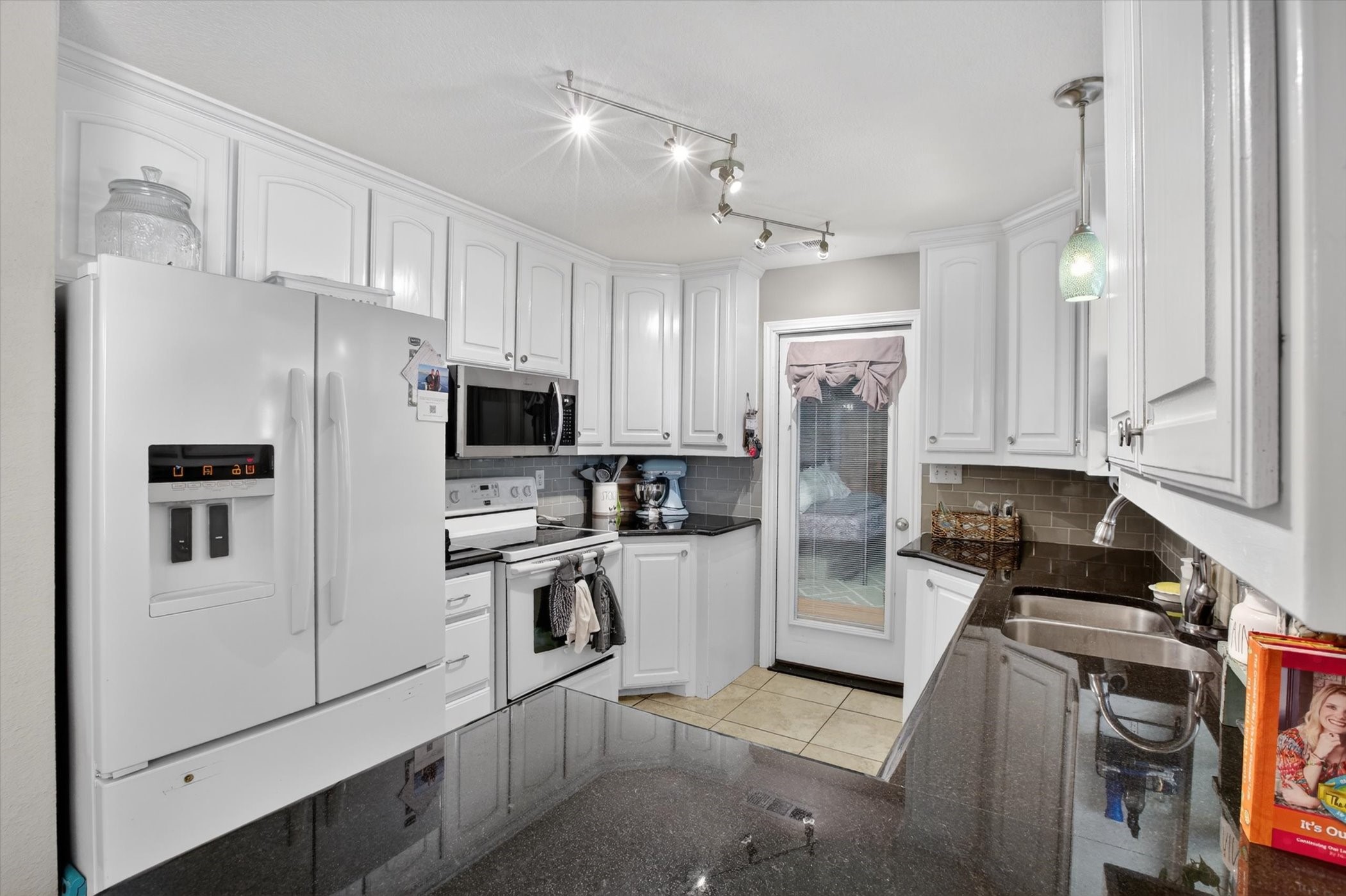 310 Vista Drive Granbury TX 76049
