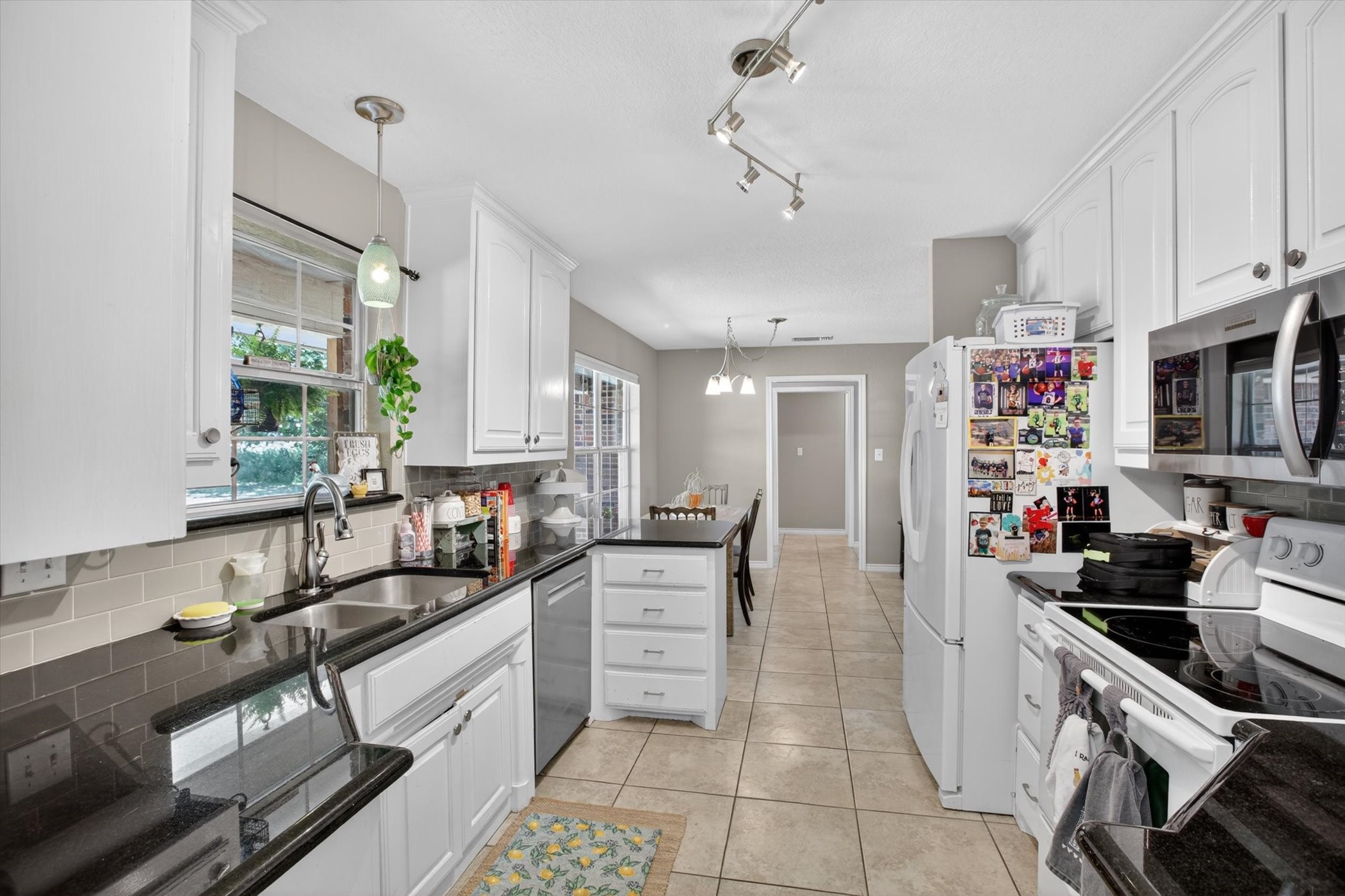 310 Vista Drive Granbury TX 76049