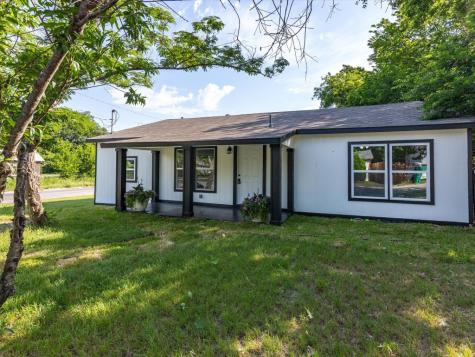 601 Hodge Street Bowie TX 76230