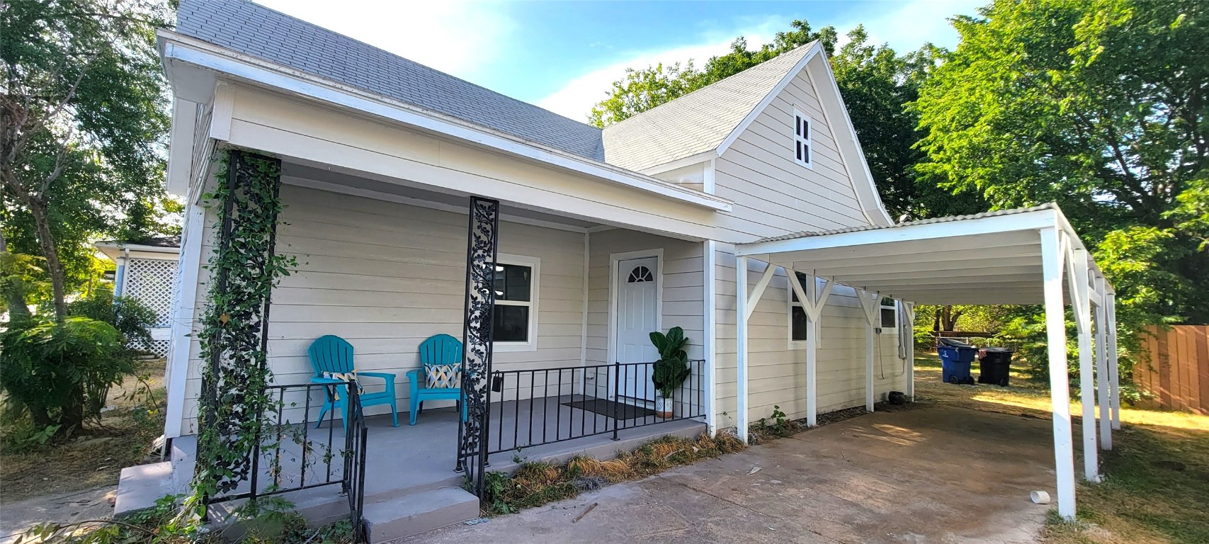 513 W Hull Street Denison TX 75020