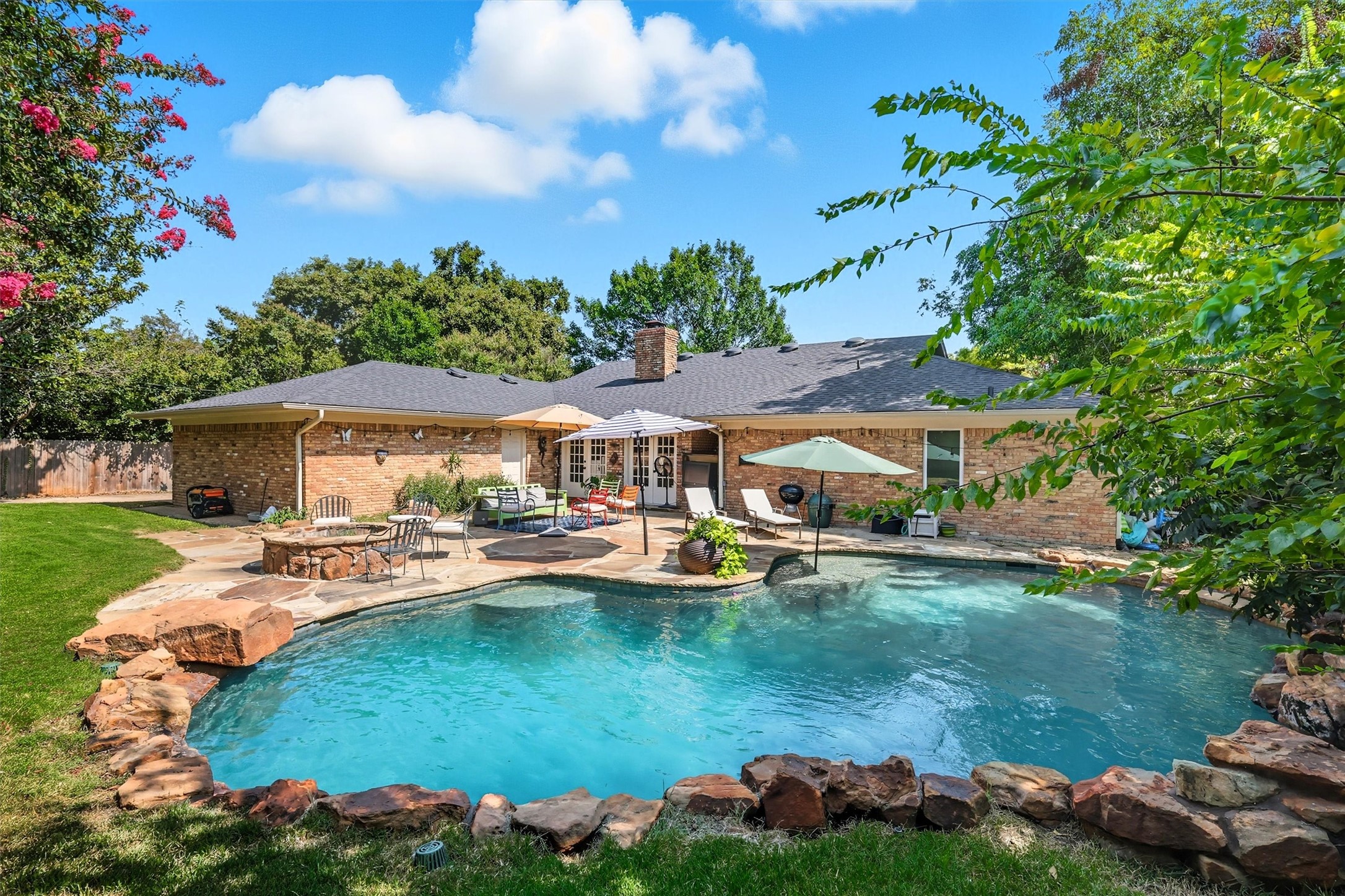3904 Stonehenge Road Fort Worth TX 76109