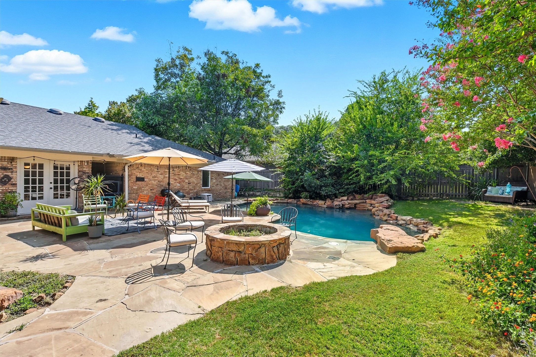 3904 Stonehenge Road Fort Worth TX 76109