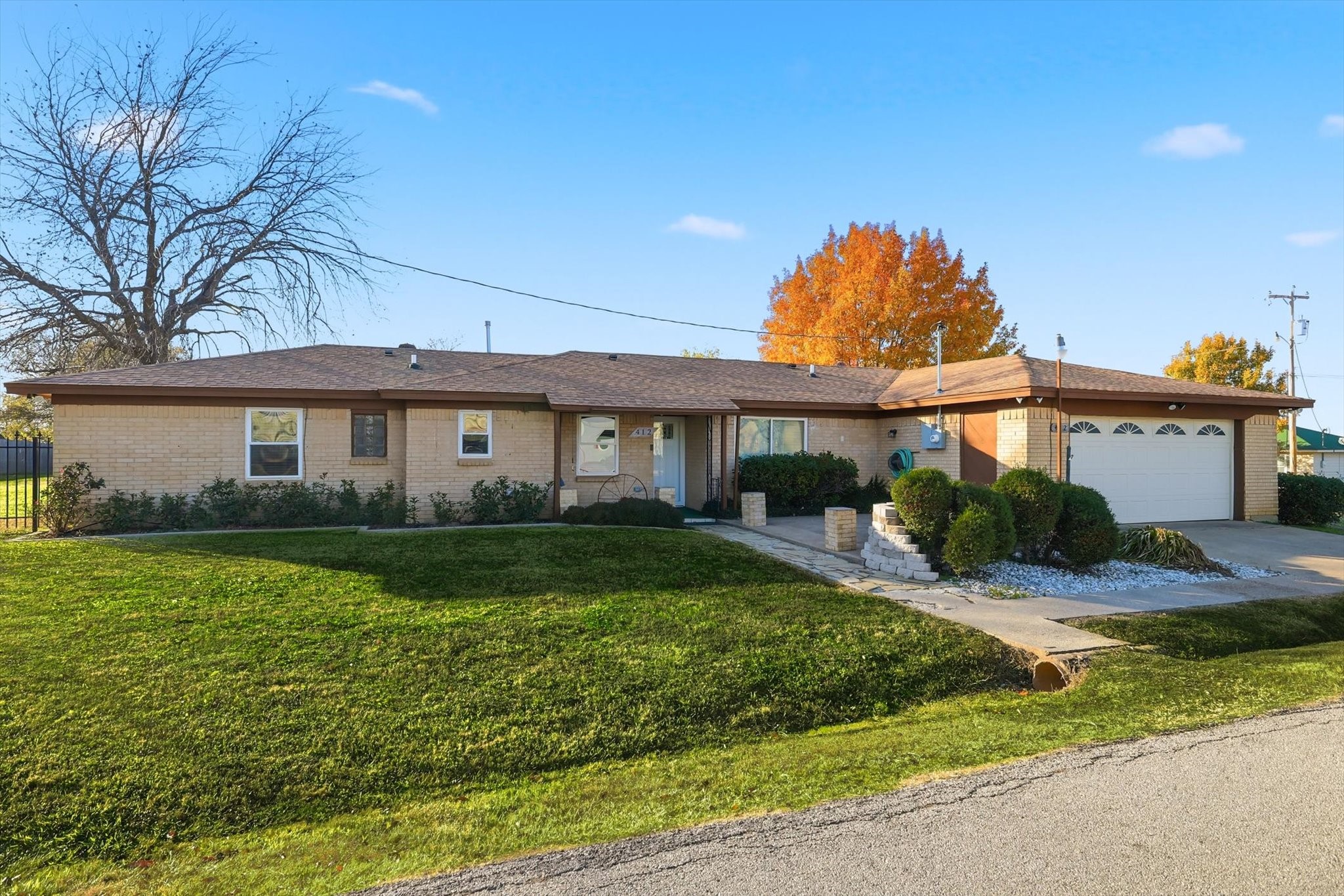 412 N Dallas Street Pilot Point TX 76258