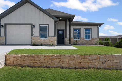 913 Pease River Drive Granbury TX 76048