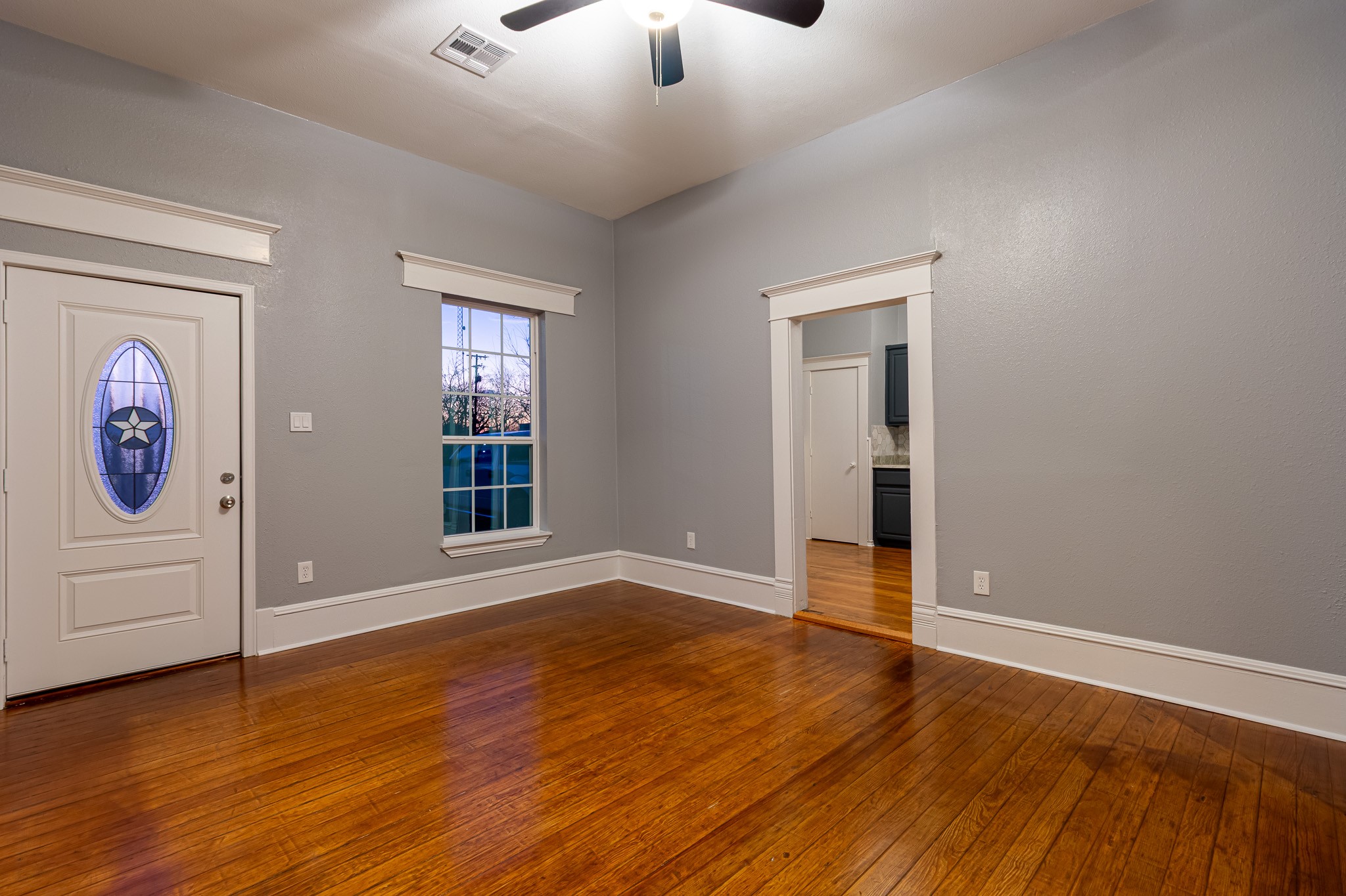 324 E Pace Street Frost TX 76641