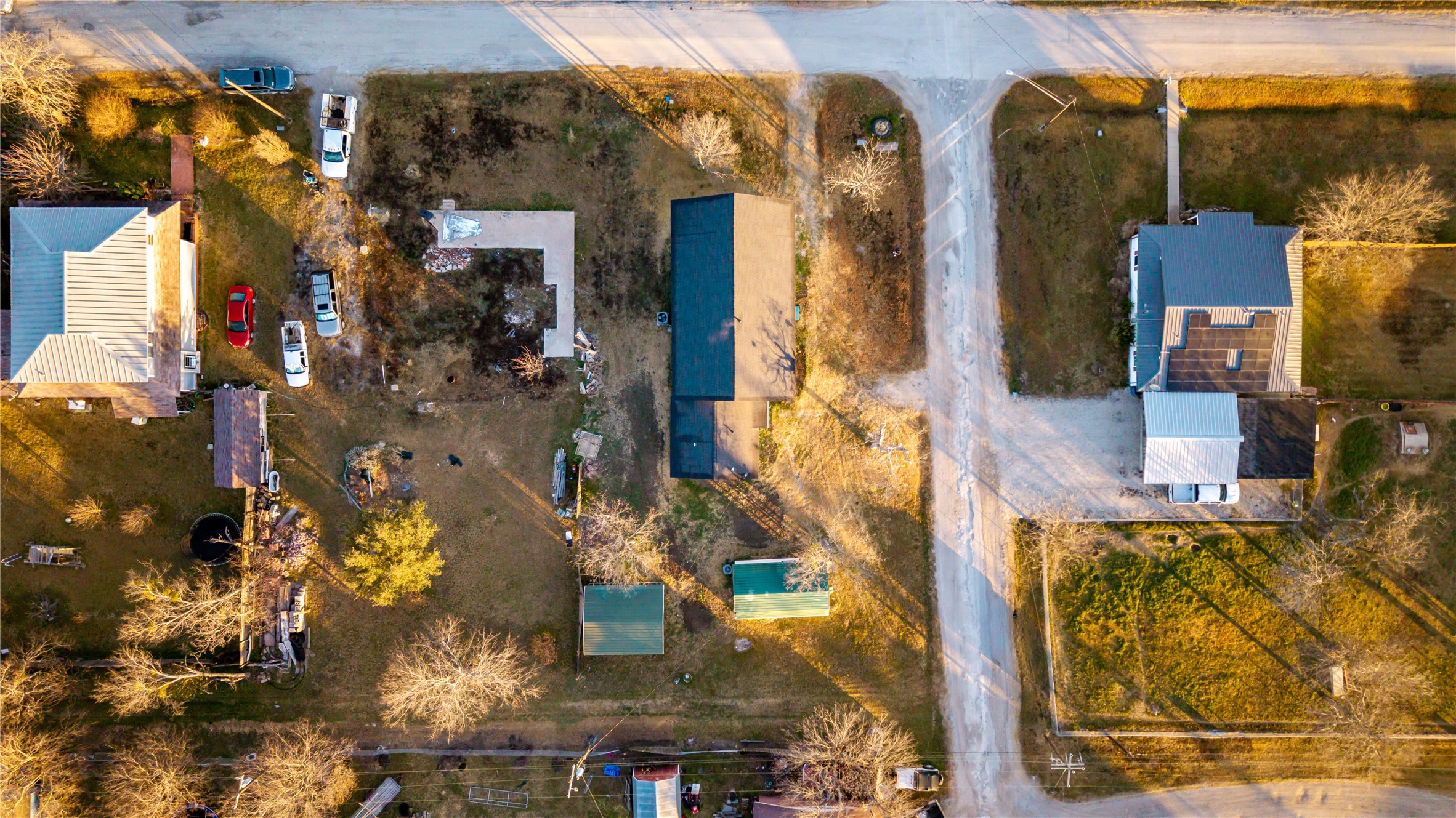 324 E Pace Street Frost TX 76641