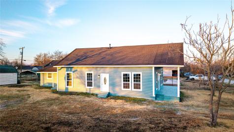 324 E Pace Street Frost TX 76641