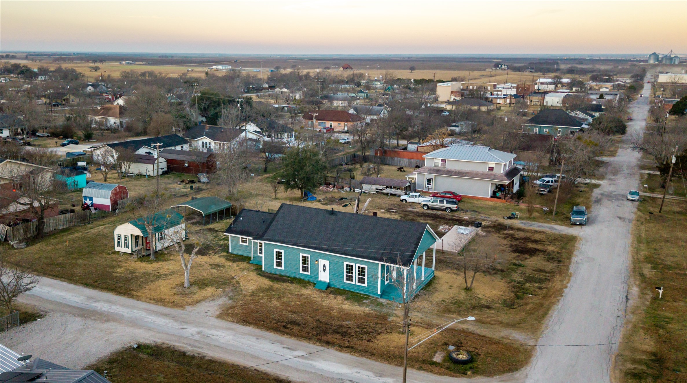 324 E Pace Street Frost TX 76641