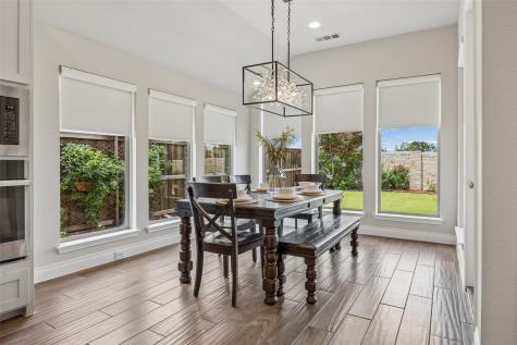 409 Calmwater Cove Mckinney TX 75071
