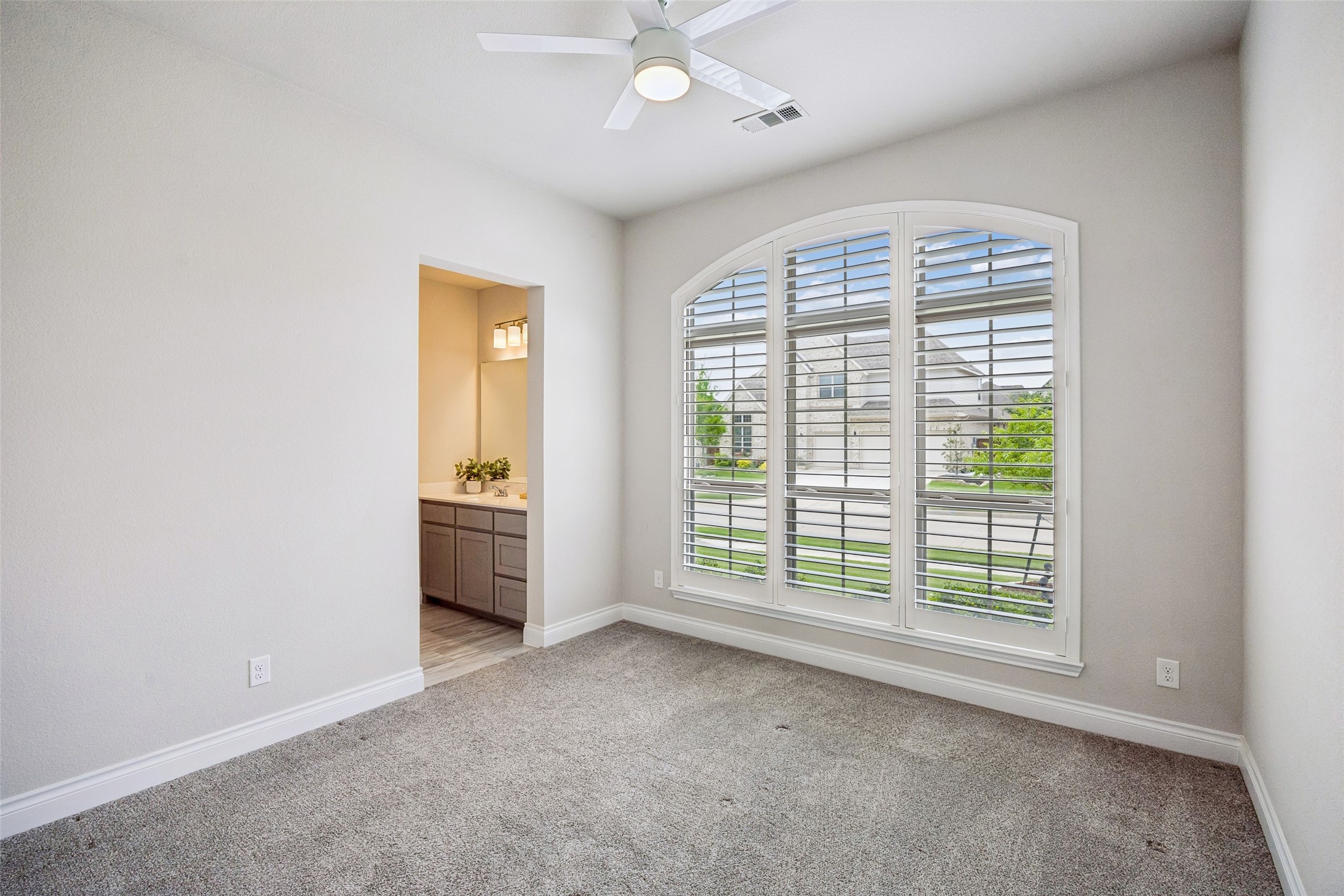 409 Calmwater Cove Mckinney TX 75071