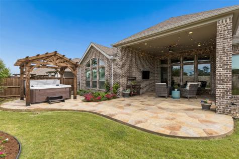 409 Calmwater Cove Mckinney TX 75071