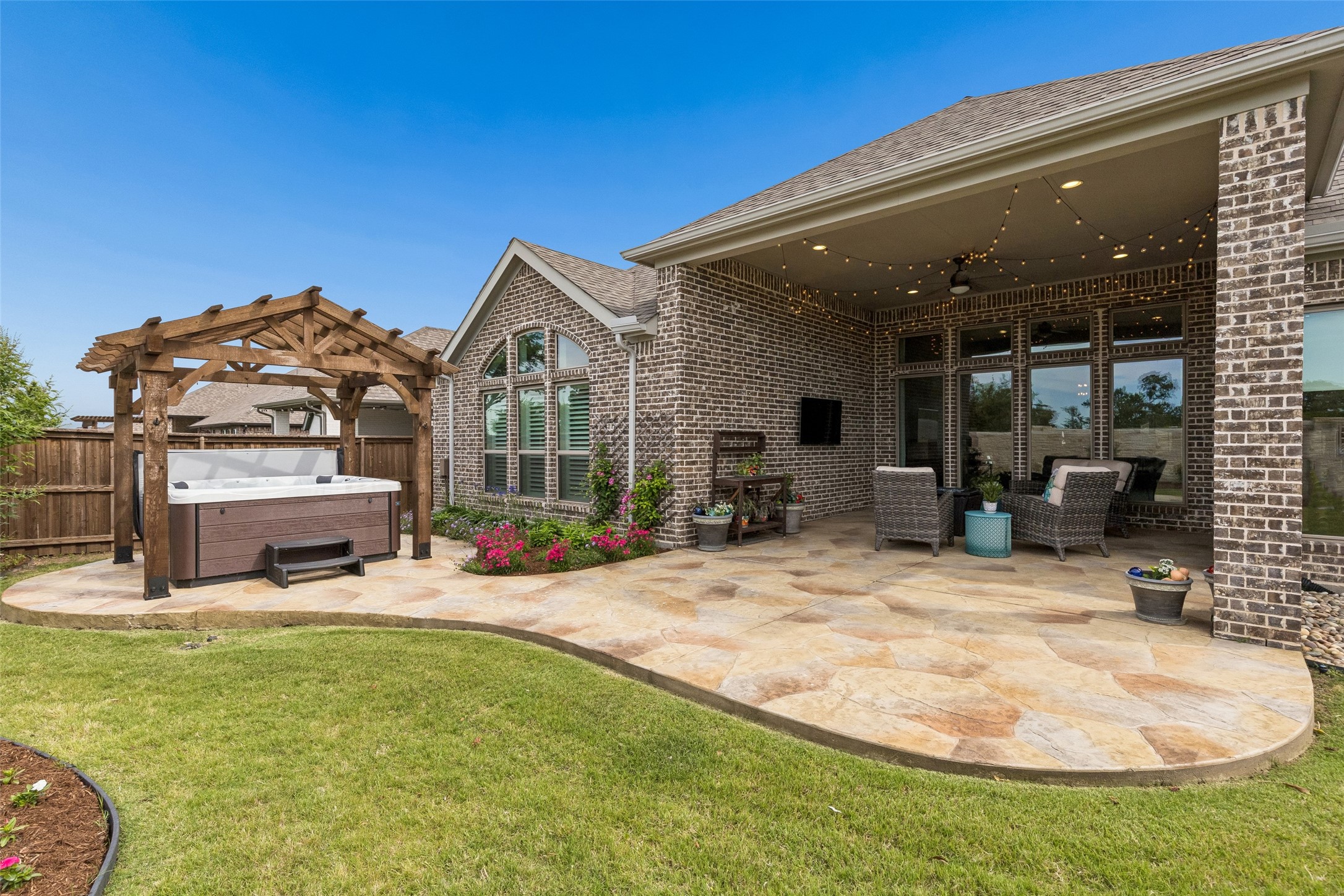 409 Calmwater Cove Mckinney TX 75071