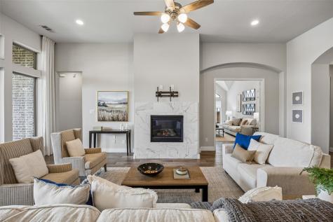 409 Calmwater Cove Mckinney TX 75071