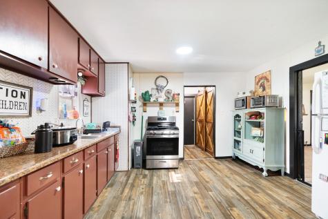 25099 Farm Road 137 Petty TX 75470