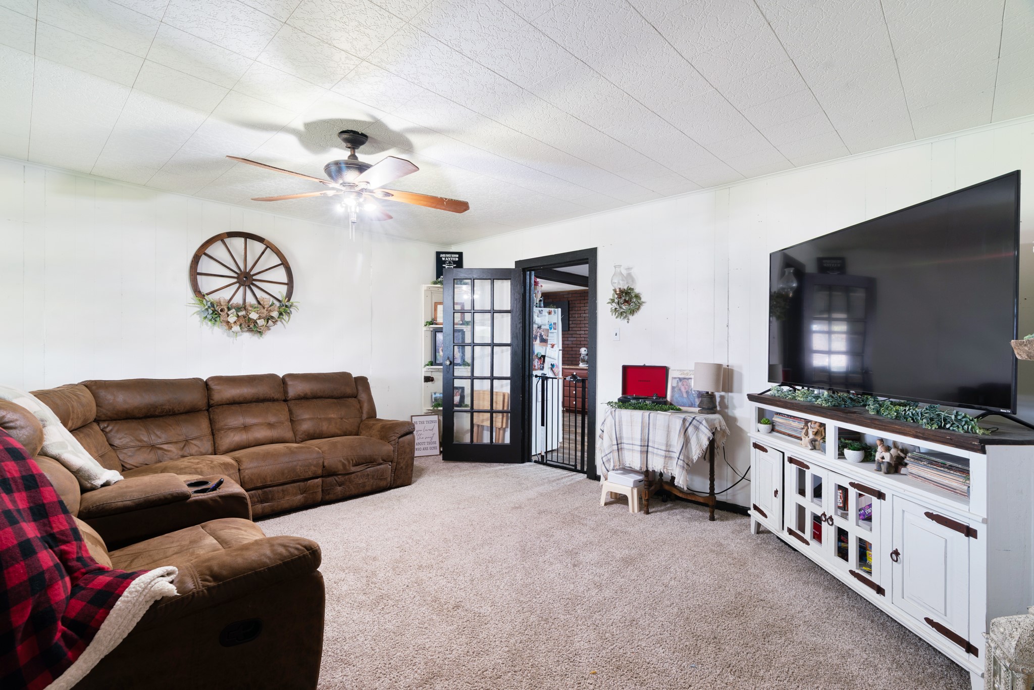 25099 Farm Road 137 Petty TX 75470