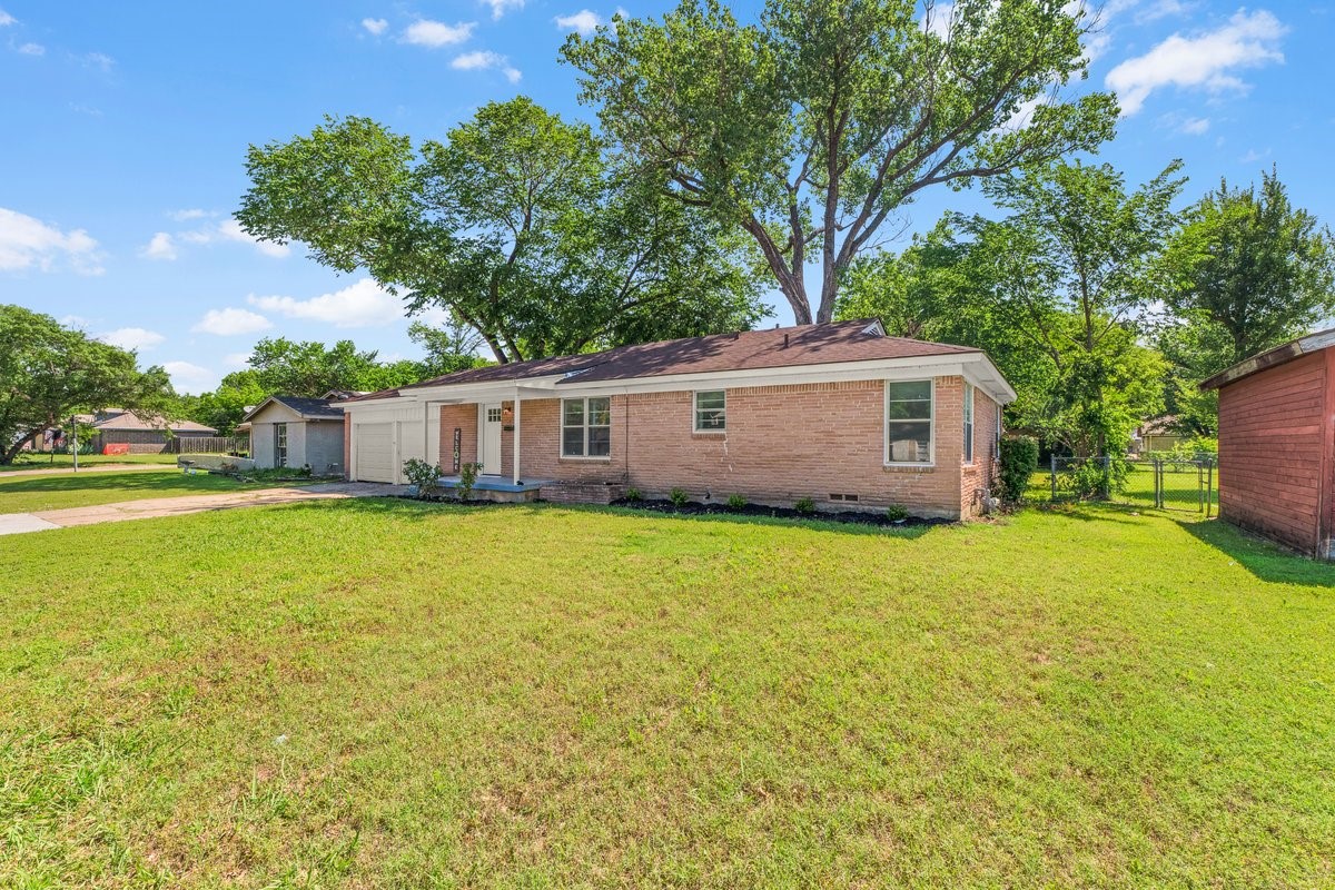 2816 Rosebud Lane Richland Hills TX 76118