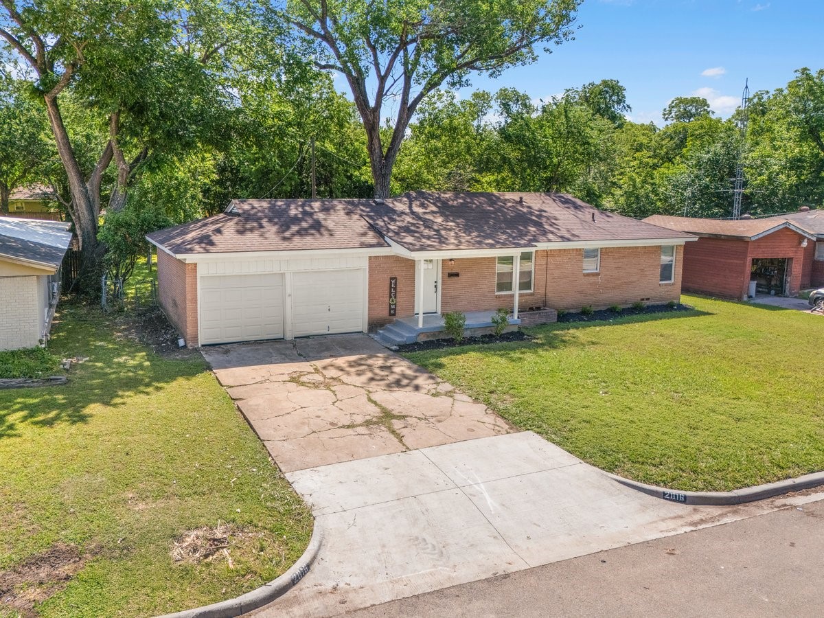 2816 Rosebud Lane Richland Hills TX 76118