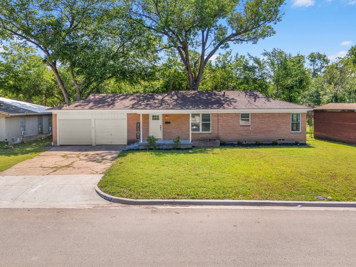 2816 Rosebud Lane Richland Hills TX 76118