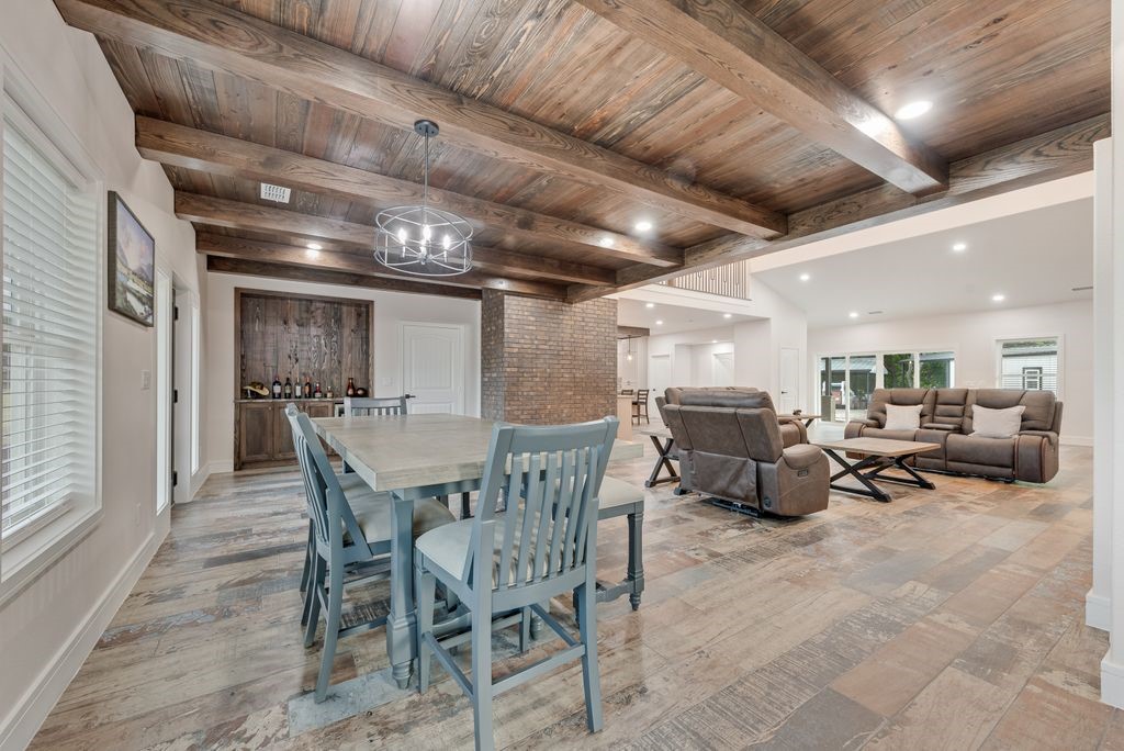 11167 Plainview Road Krum TX 76249