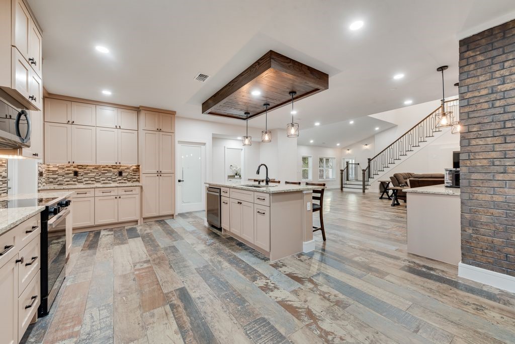 11167 Plainview Road Krum TX 76249
