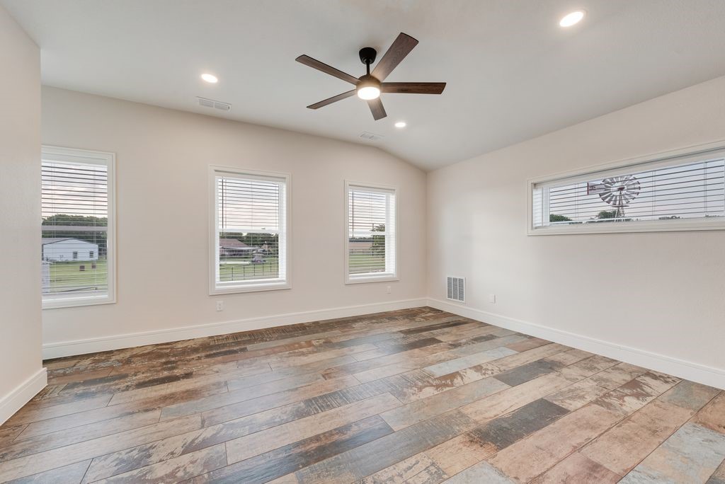 11167 Plainview Road Krum TX 76249