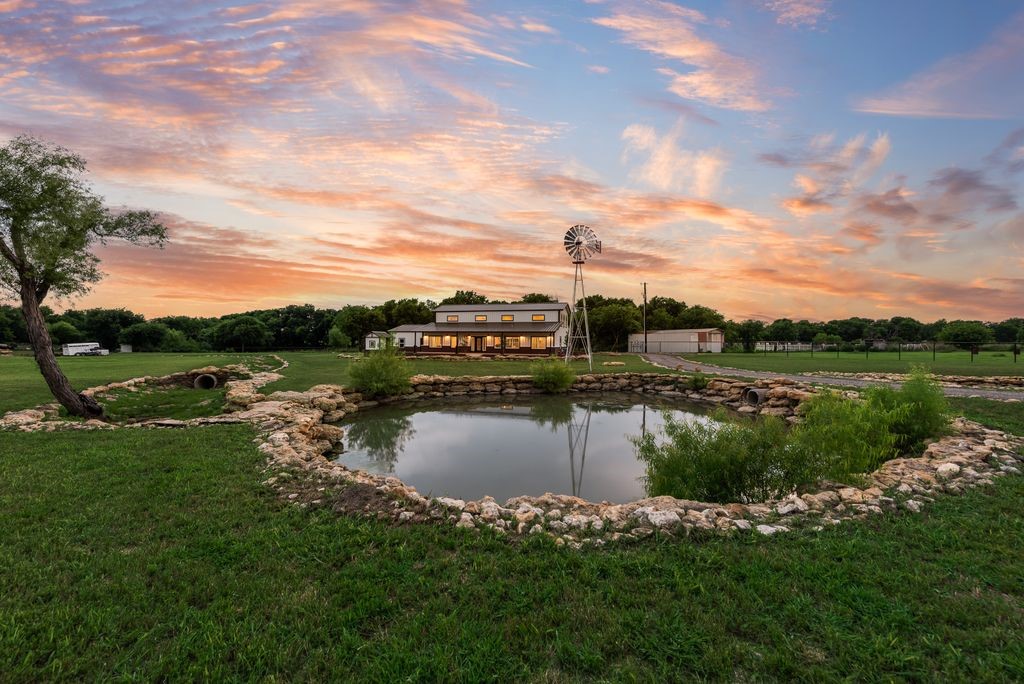 11167 Plainview Road Krum TX 76249