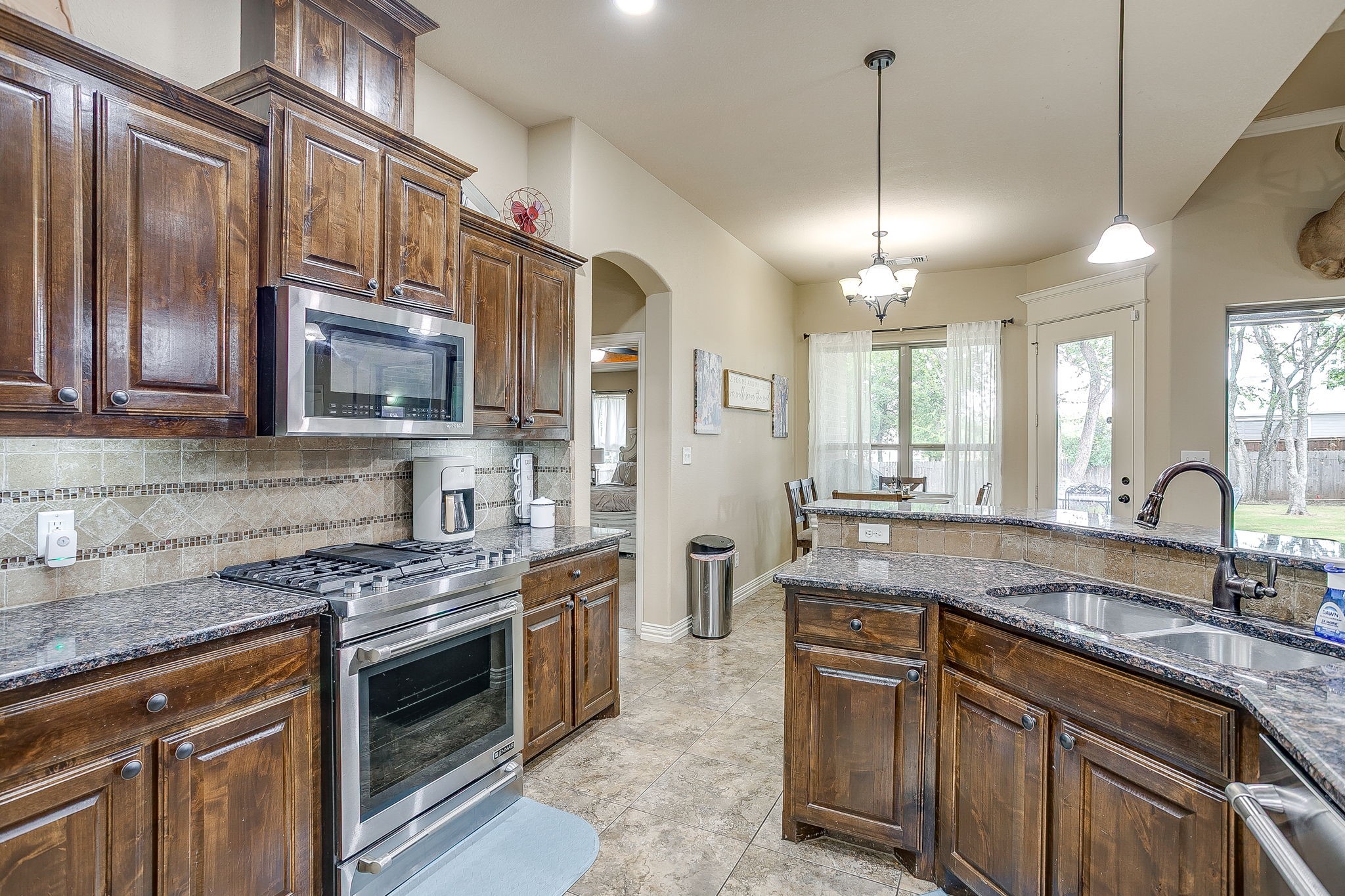 112 Heritage Place Glen Rose TX 76043