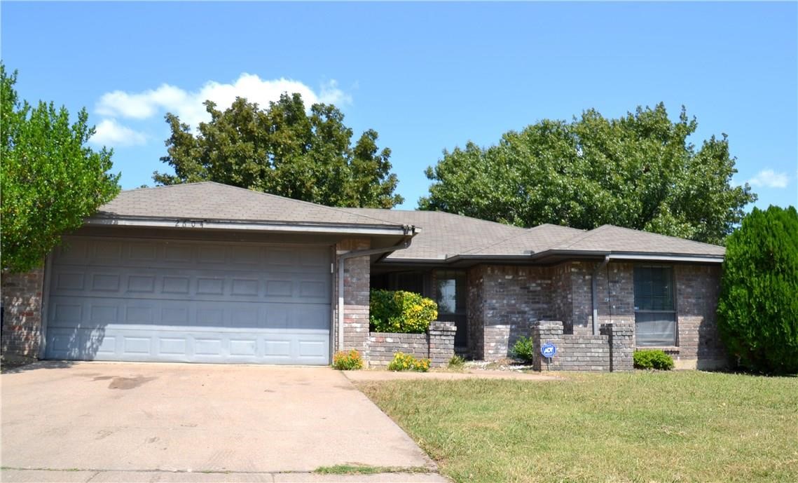2604 Ridge Road N Fort Worth TX 76133