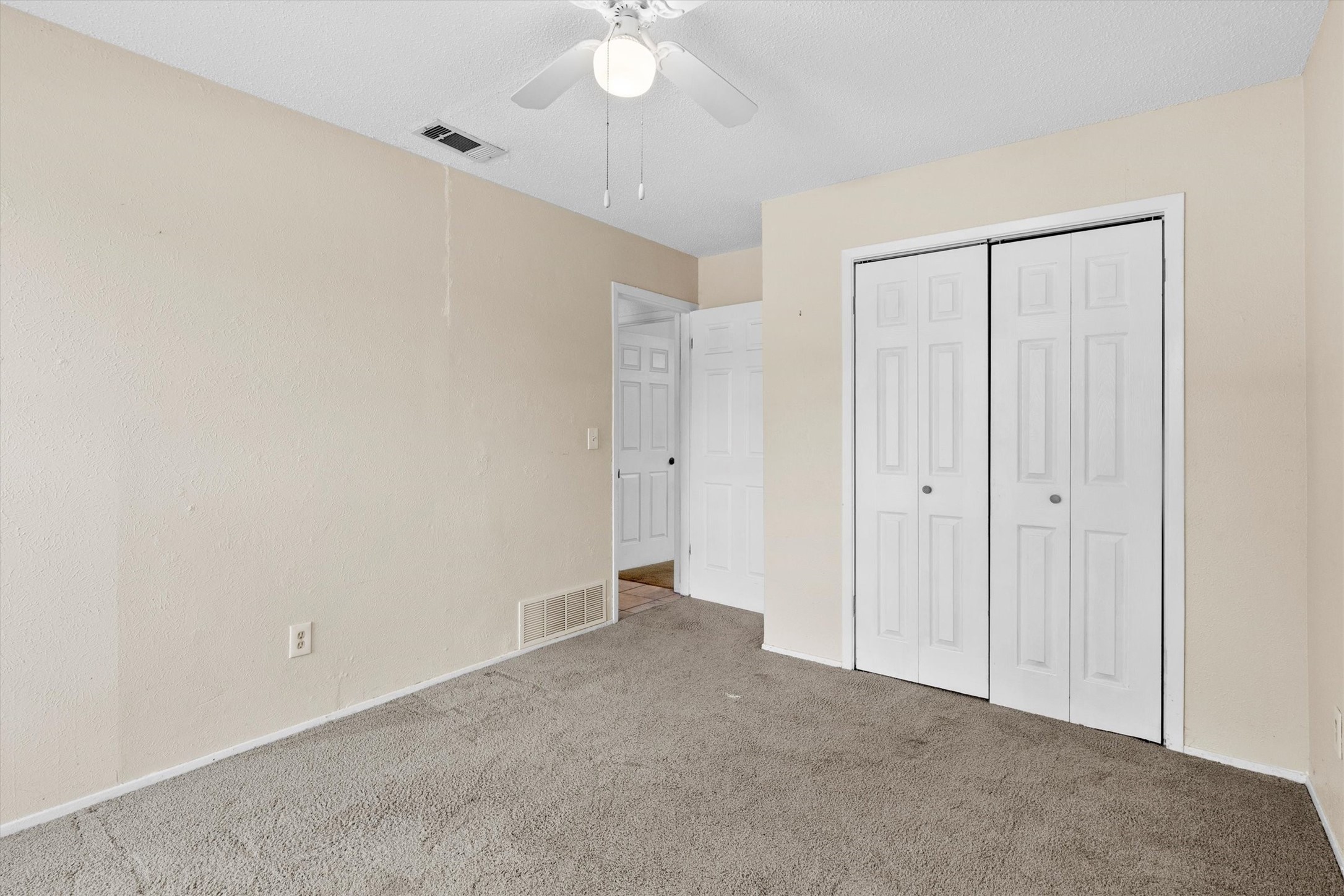 2230 Meadow Glen Drive Garland TX 75044