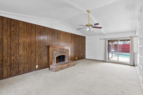 2230 Meadow Glen Drive Garland TX 75044
