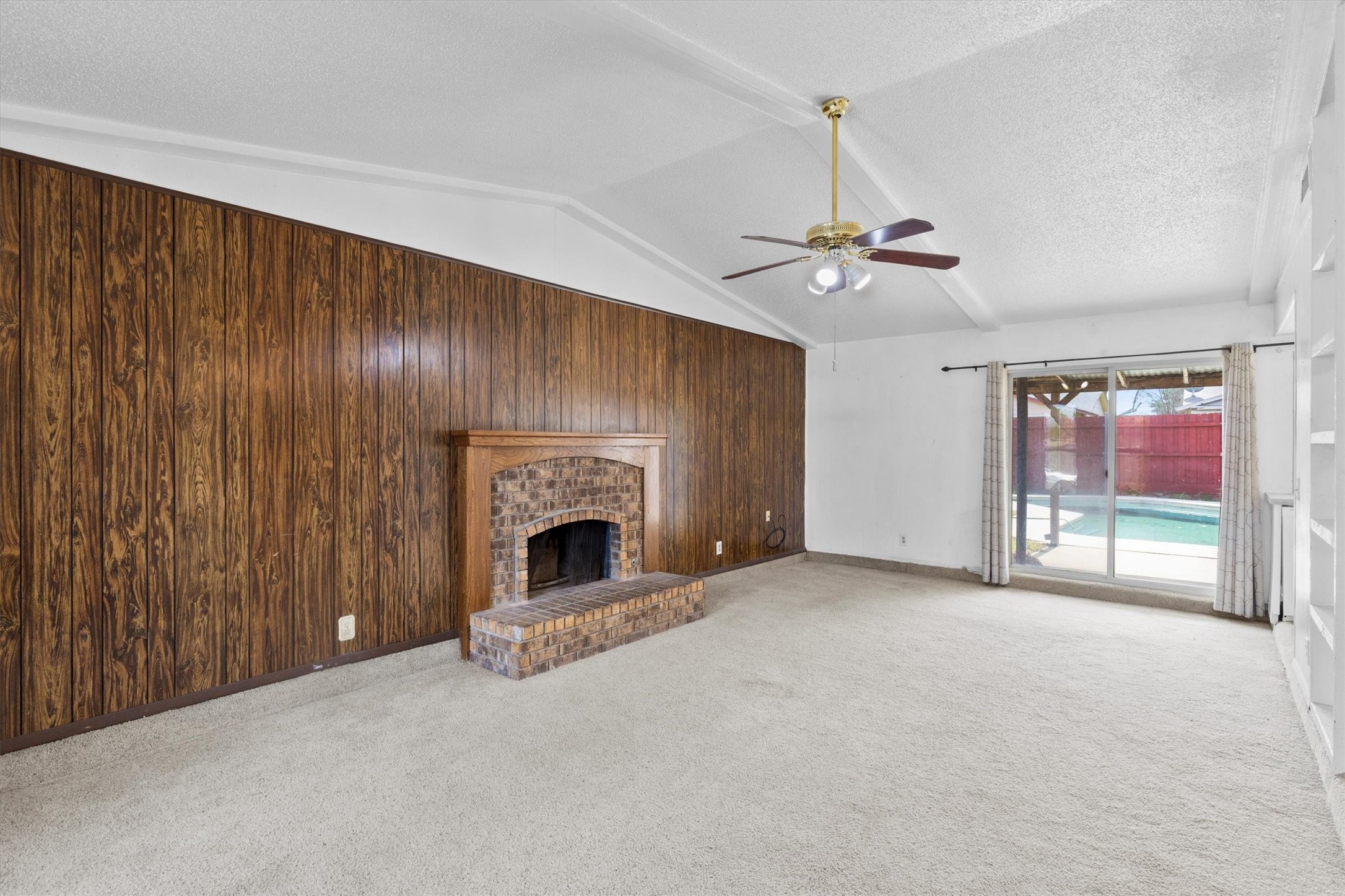 2230 Meadow Glen Drive Garland TX 75044