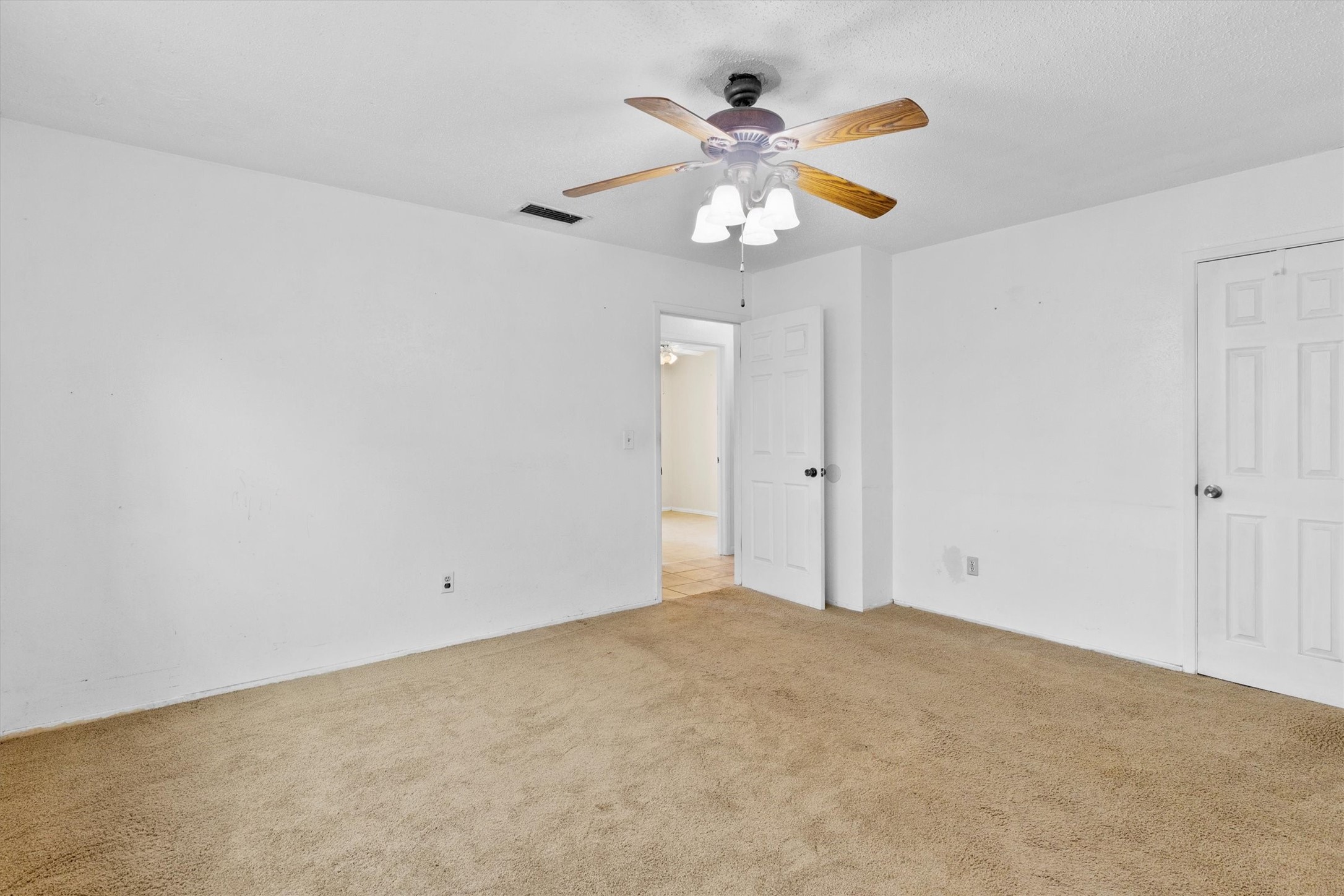 2230 Meadow Glen Drive Garland TX 75044