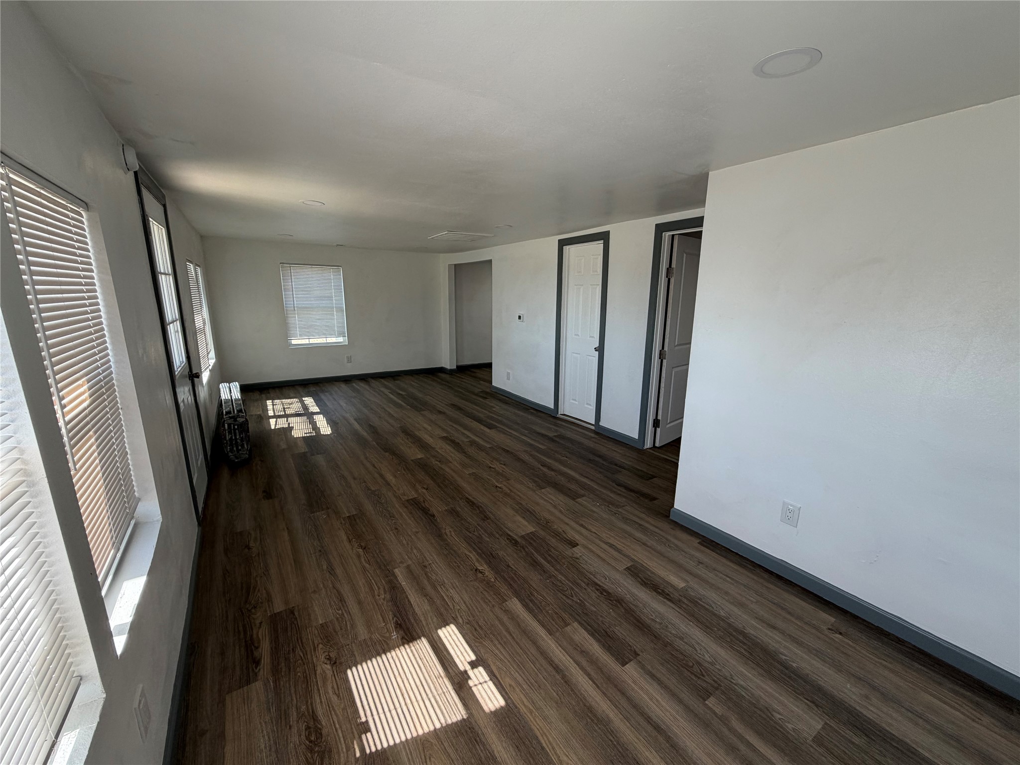 1403 SE Martin Luther King Jr Street Mineral Wells TX 76067