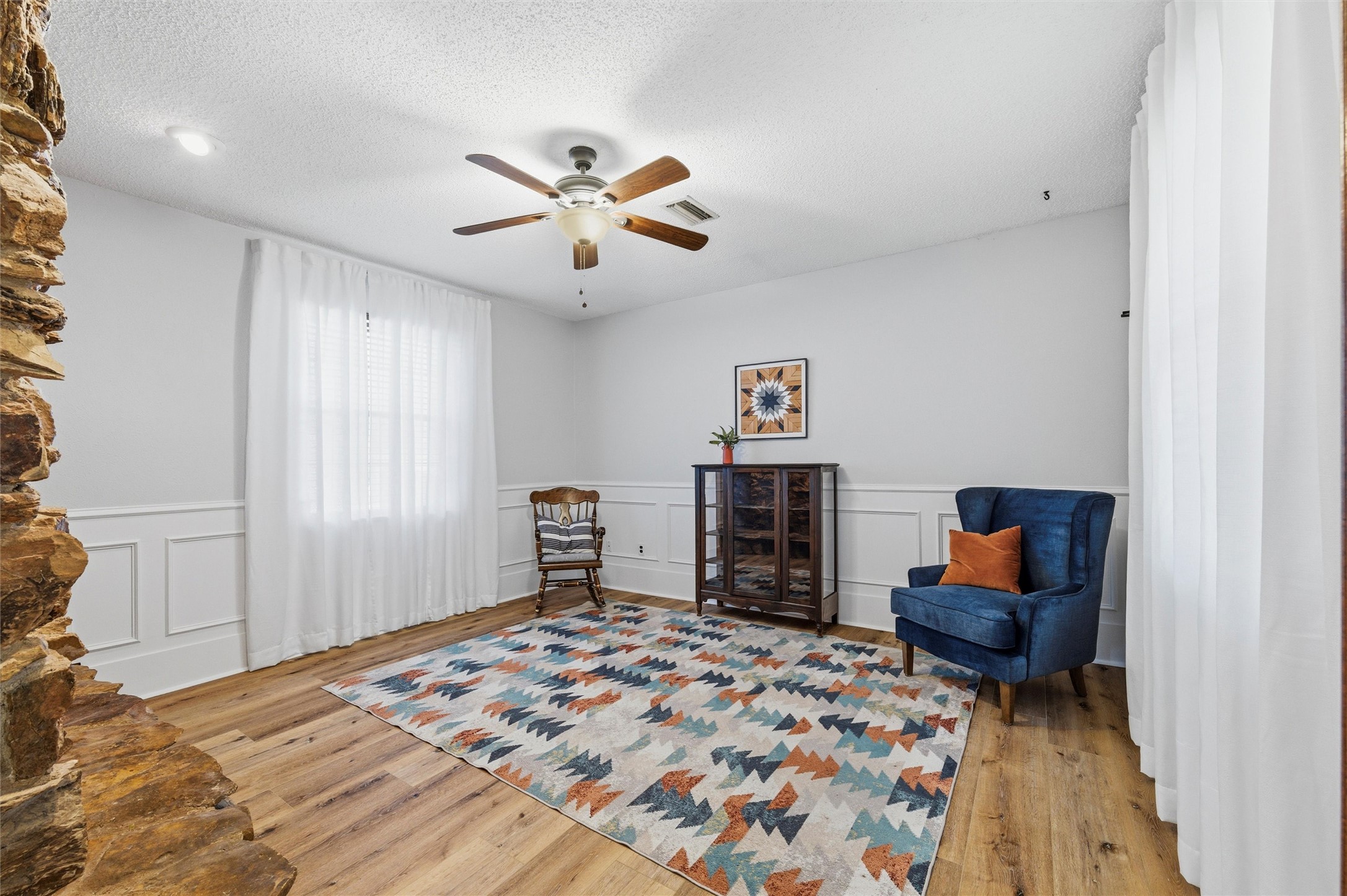 805 Cove Hollow Irving TX 75060